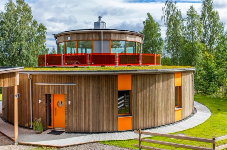 I2 Factory izmanto Begin starptautiskās komandas laika uzskaitei